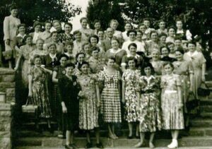 1952-erstes-foto-kopie.jpg,sepia